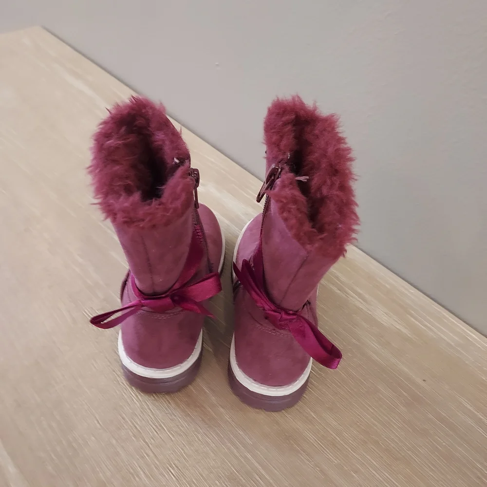 New Kids' Pink Fur-Lined Boots - Picture 3 of 3